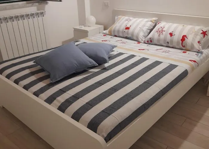 Da Pippo Lägenhet Moneglia